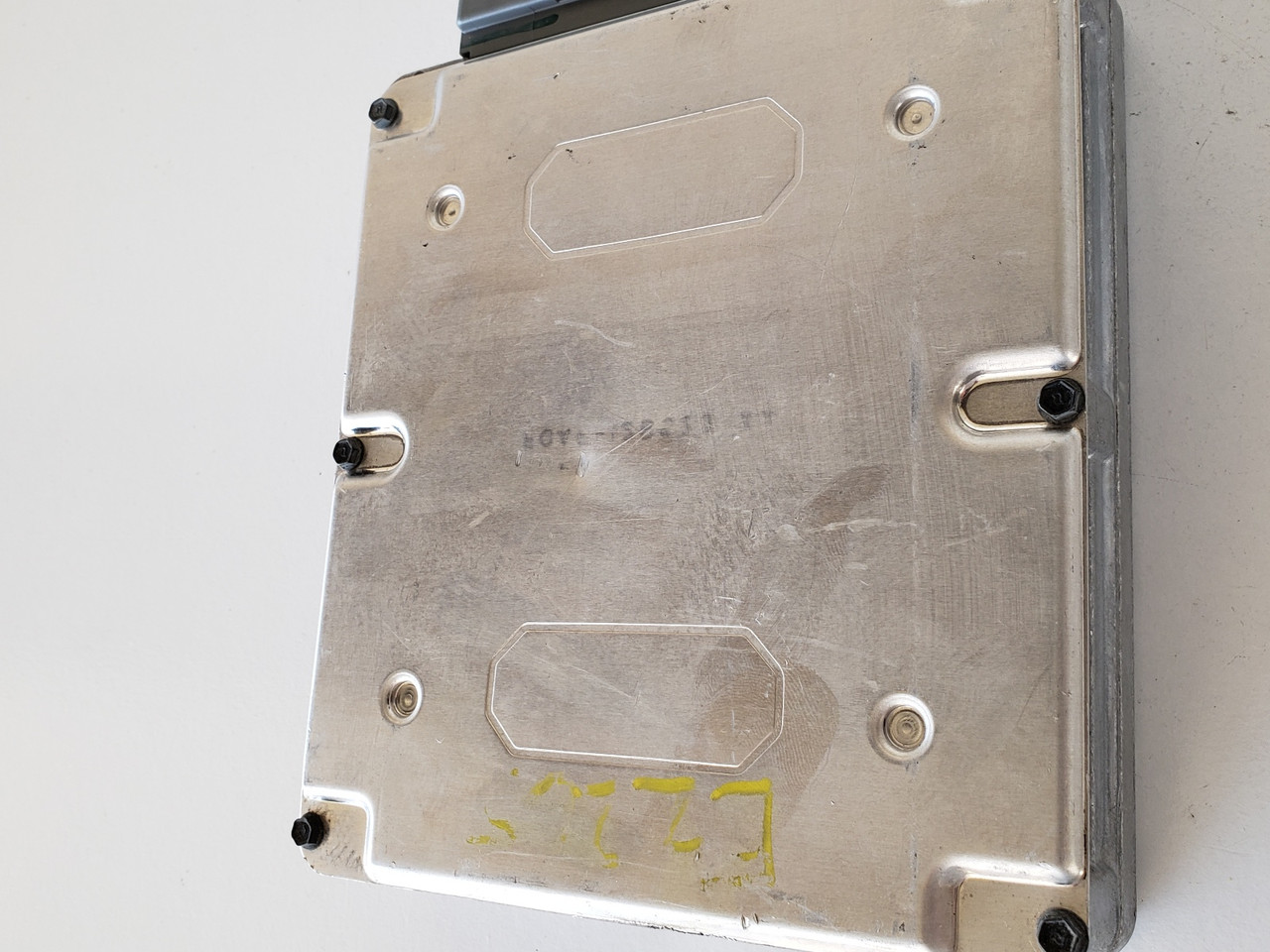 1995-1997 B-2300 F67F-12A650-VB Computer Brain Engine Control ECU ECM EBX Module