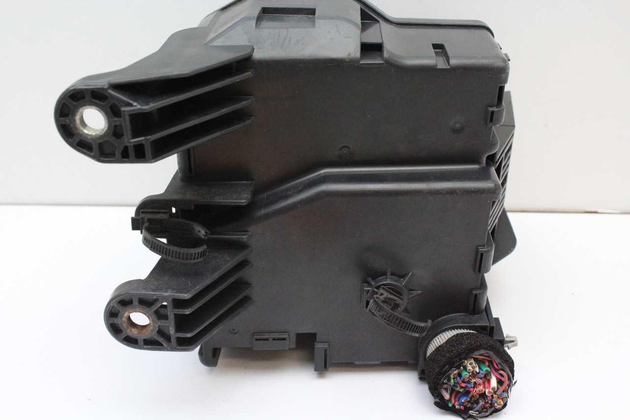 10 11 2 Mazda CX9 CX-9 W/Tow TG2166760 Fusebox Fuse Box Junction Relay Module