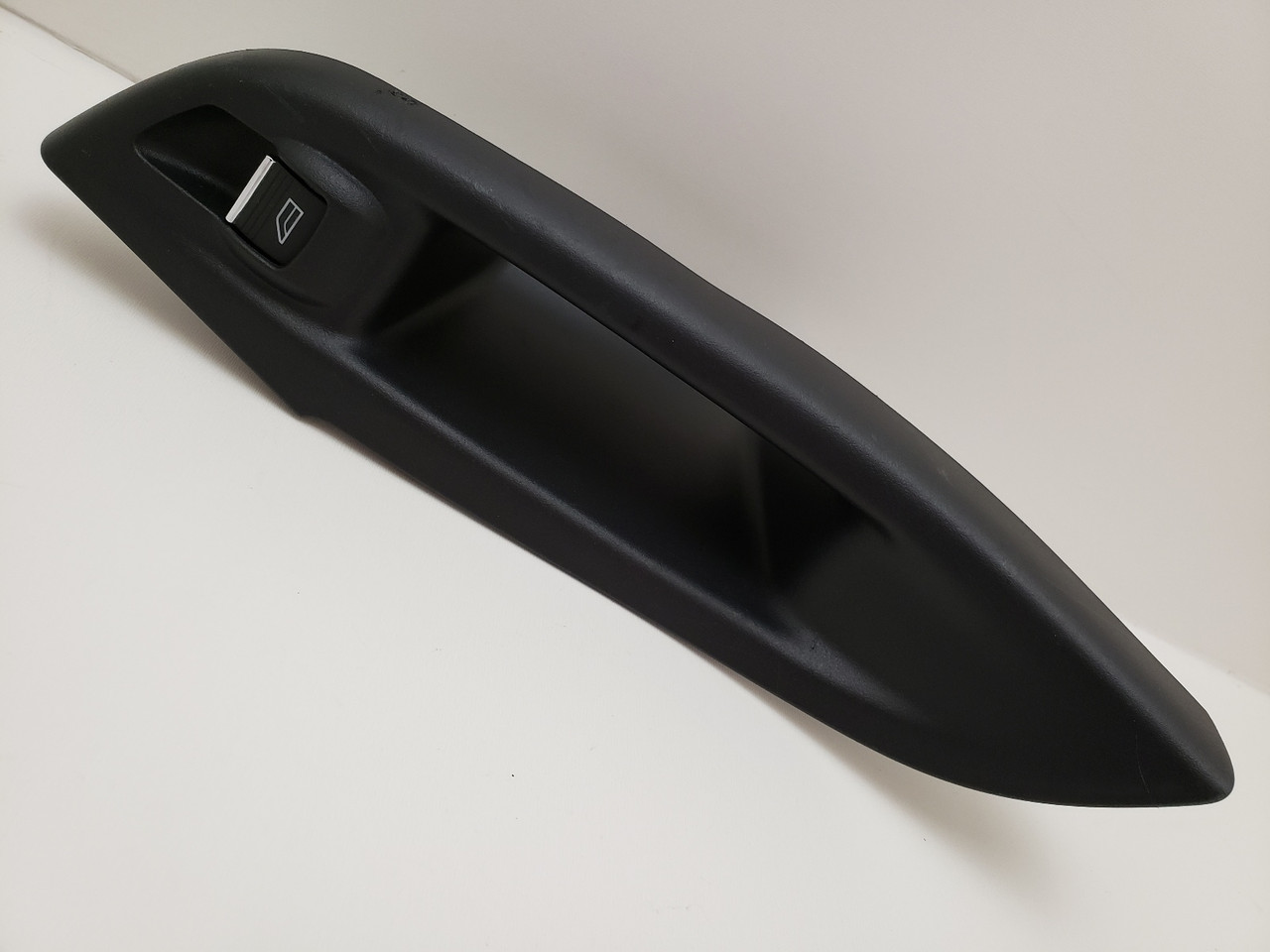 12-18 Ford Focus BM5T-14529-AB Left Rear Passenger Window Switch OEM