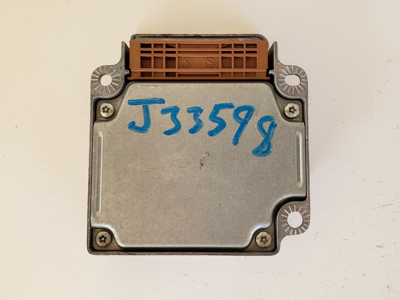 2009 Suzuki SX4 5WK43636C SRS Safety Restraint System Control Module Unit