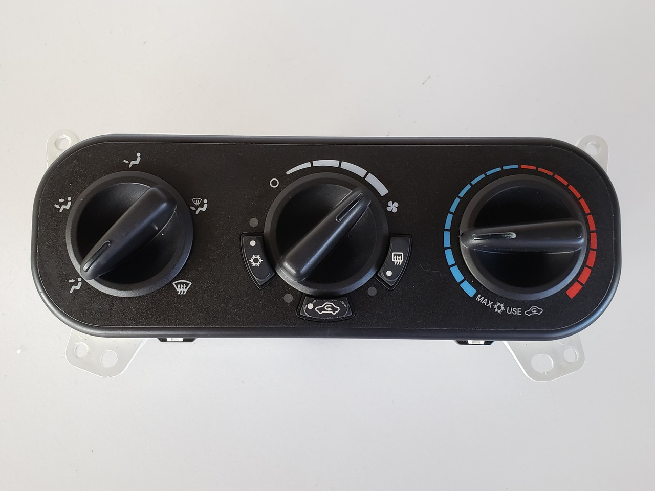 07-09 Caliber P55111874AC Climate Control Panel Temperature Unit A/C Heater