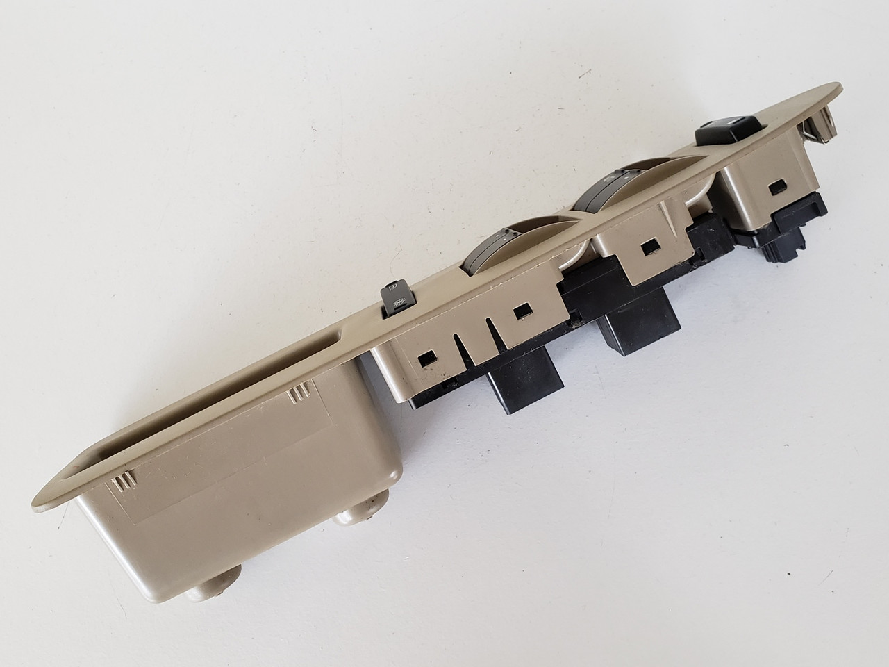 05-07 Freestyle 5F9T-14540-BEJAB0 Drivers Side Left Master Window Switch OEM