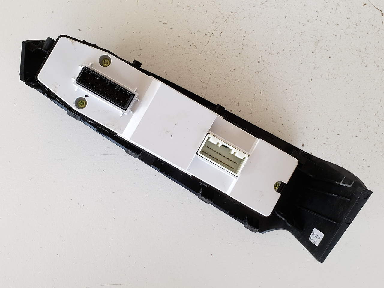 15 16 17 18 Kia Sedona Drivers Side Left Master Window Switch OEM 15 16 17 18 Kia Sedona Drivers Side Left Master Window Switch OEM