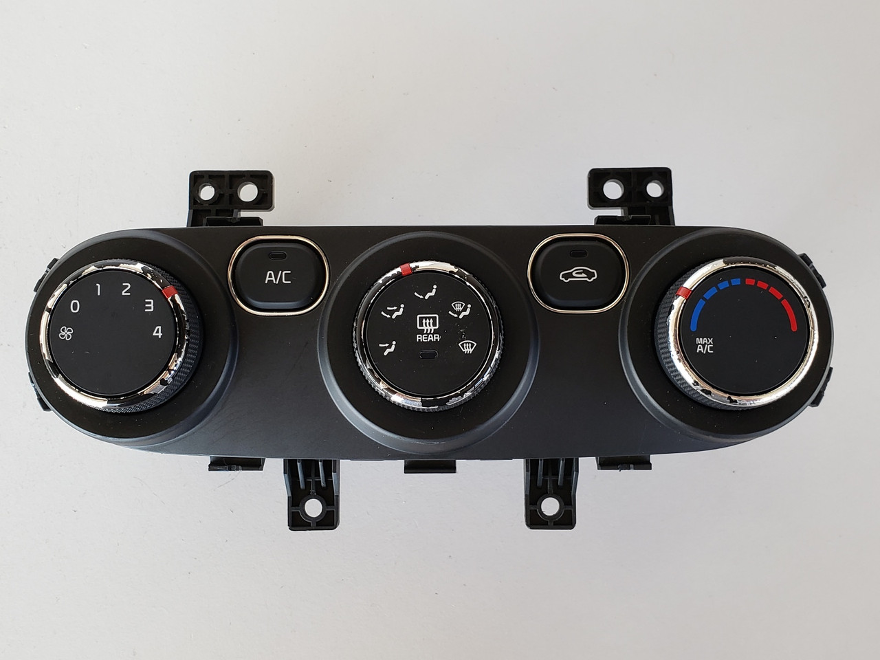 17-18 Kia Forte 97250-B0AA0 Climate Control Panel Temperature Unit A/C Heater 17-18 Kia Forte 97250-B0AA0 Climate Control Panel Temperature Unit A/C Heater