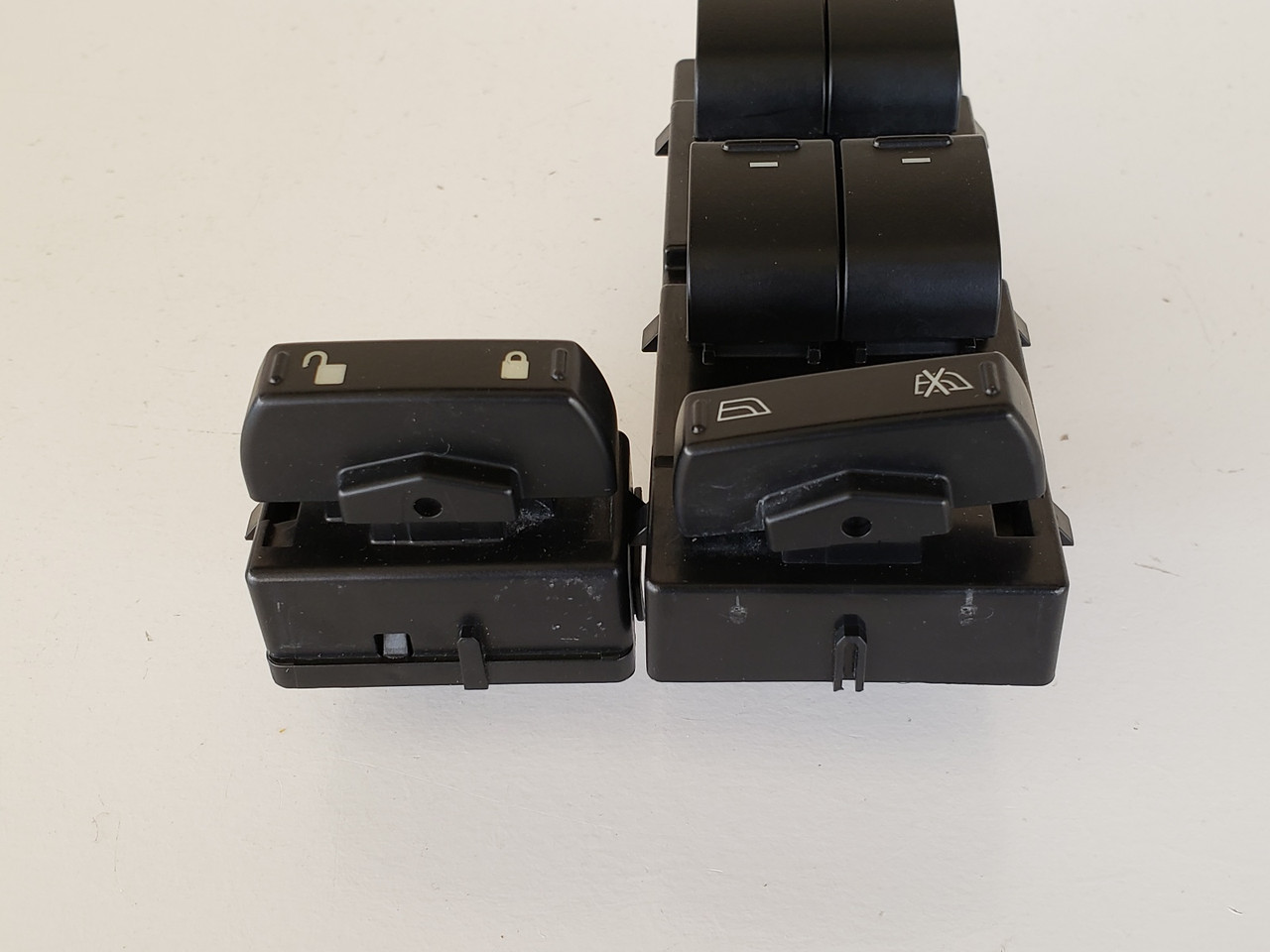 08-09 Ford Taurus X 6F9T-14540-BA3JA6 Drivers Side Left Master Window Switch OEM