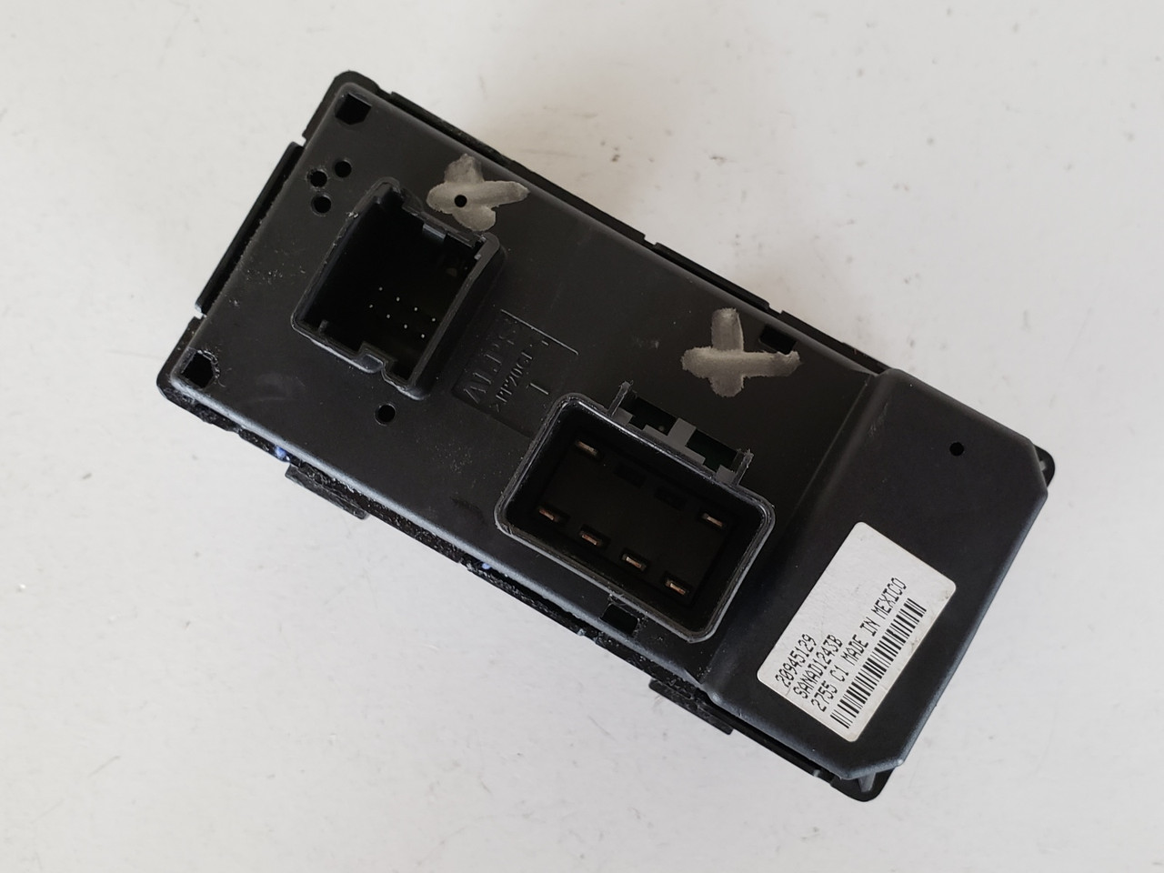 09-11 Chevy HHR 20945129 Drivers Side Left Master Window Switch OEM 09-11 Chevy HHR 20945129 Drivers Side Left Master Window Switch OEM