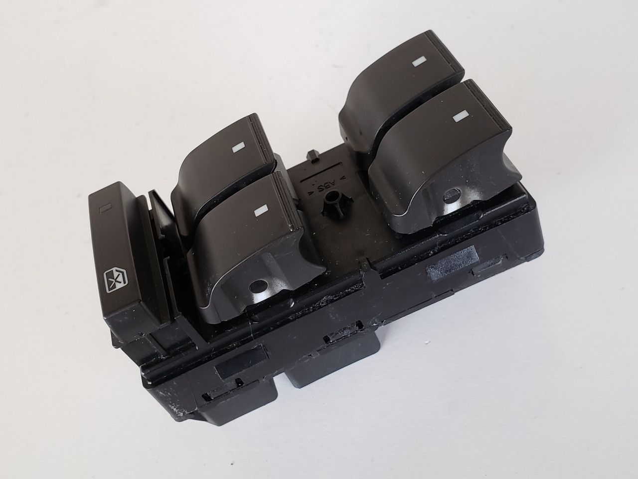 09-11 Chevy HHR 20945129 Drivers Side Left Master Window Switch OEM 09-11 Chevy HHR 20945129 Drivers Side Left Master Window Switch OEM