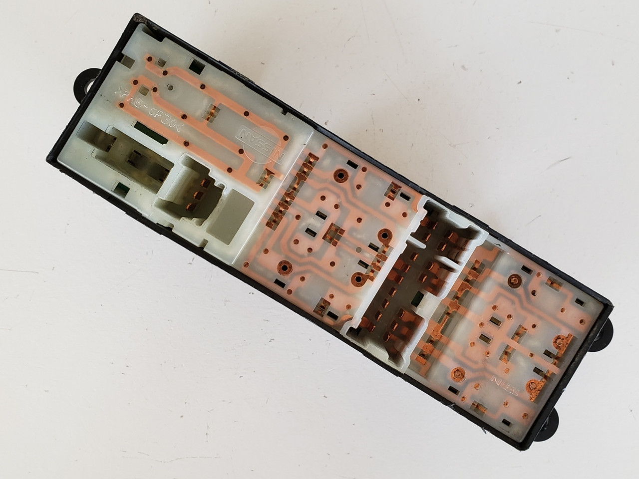 04-08 Nissan Maxima 25401 7Y000 Drivers Side Left Master Window Switch OEM