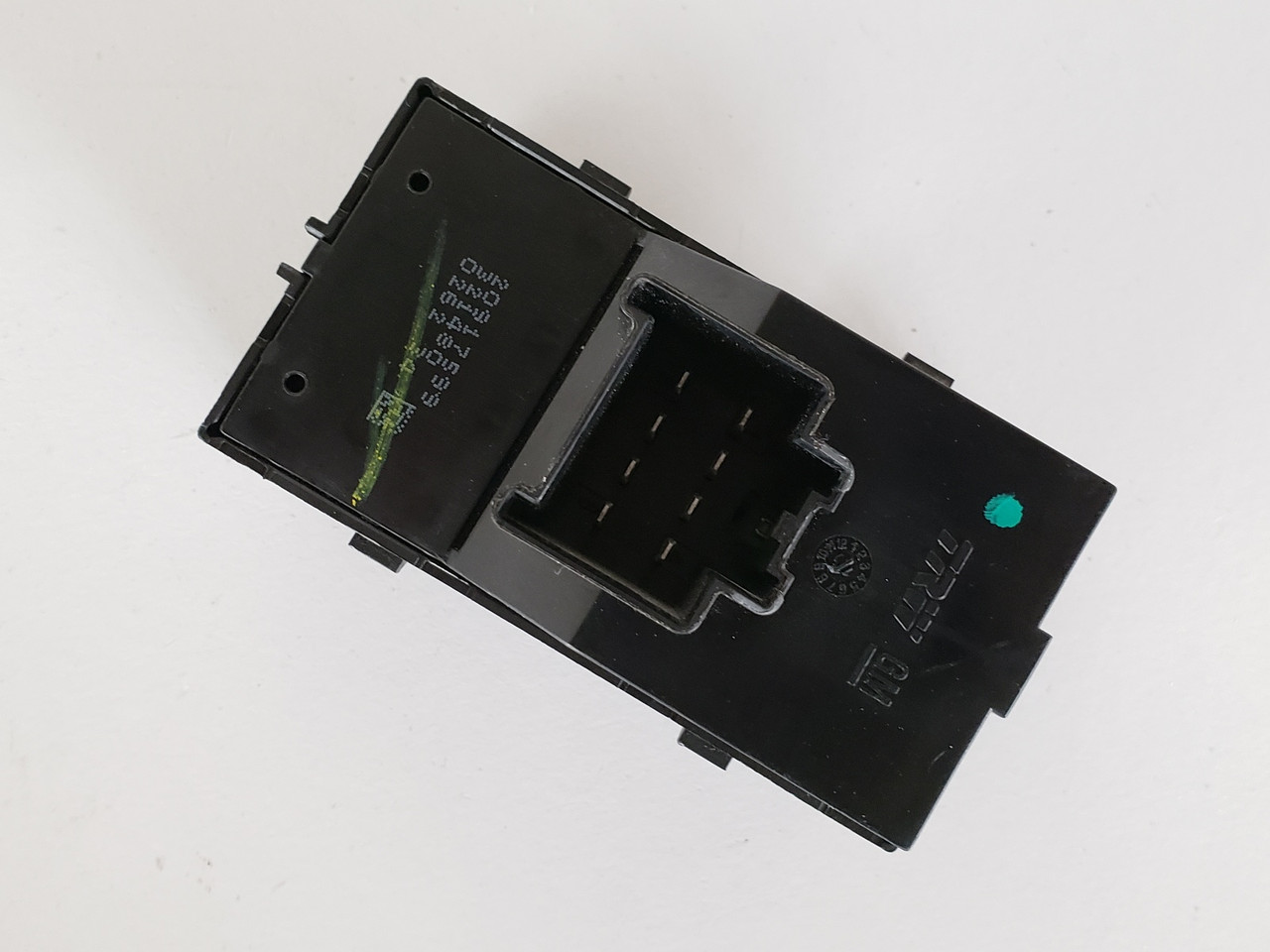 10-17 Chevy Equinox 20917599 Drivers Side Left Master Window Switch OEM 10-17 Chevy Equinox 20917599 Drivers Side Left Master Window Switch OEM