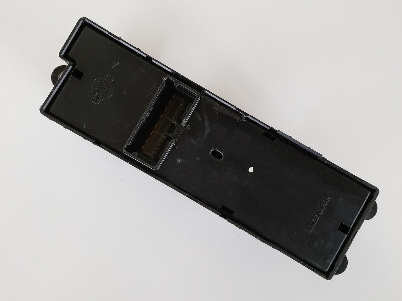 03-04 Infiniti G35 25401-AM610 Drivers Side Left Master Window Switch OEM