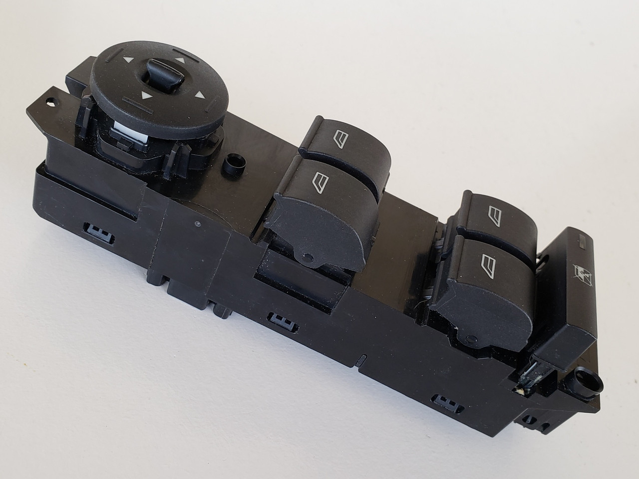 15 Ford Escape 8M5T-14A132-AA Drivers Side Left Master Window Switch OEM 15 Ford Escape 8M5T-14A132-AA Drivers Side Left Master Window Switch OEM