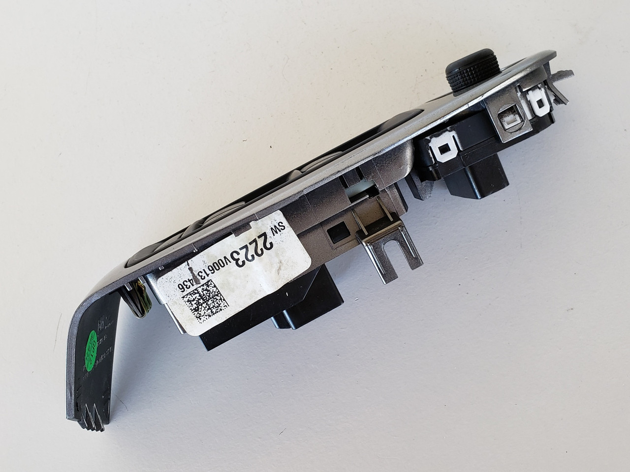 11-16 Chevy Malibu 20917580 Drivers Side Left Master Window Switch OEM 11-16 Chevy Malibu 20917580 Drivers Side Left Master Window Switch OEM