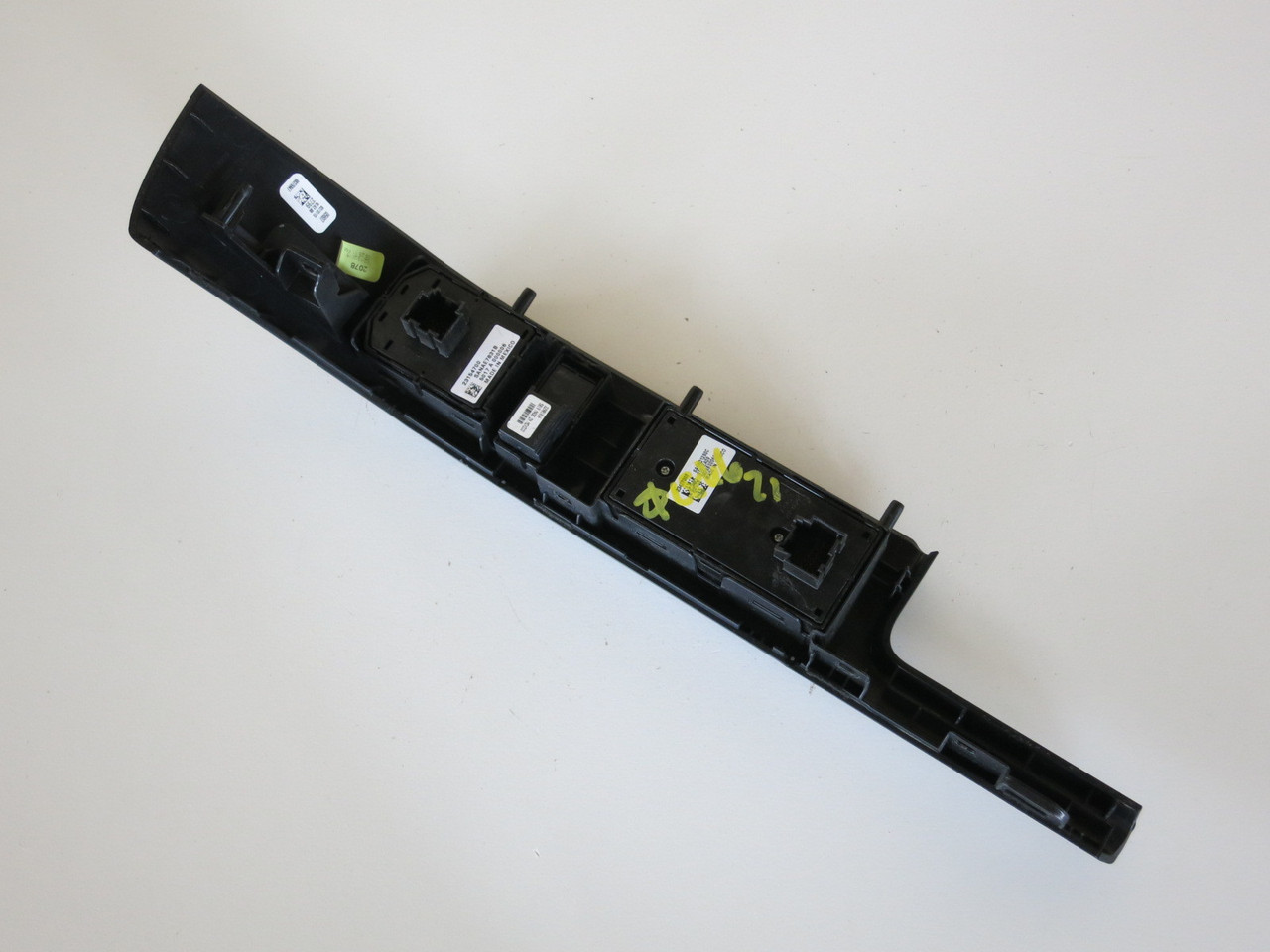 14-17 Chevy Silverado 1500 Drivers Side Left Master Window Switch OEM 14-17 Chevy Silverado 1500 Drivers Side Left Master Window Switch OEM