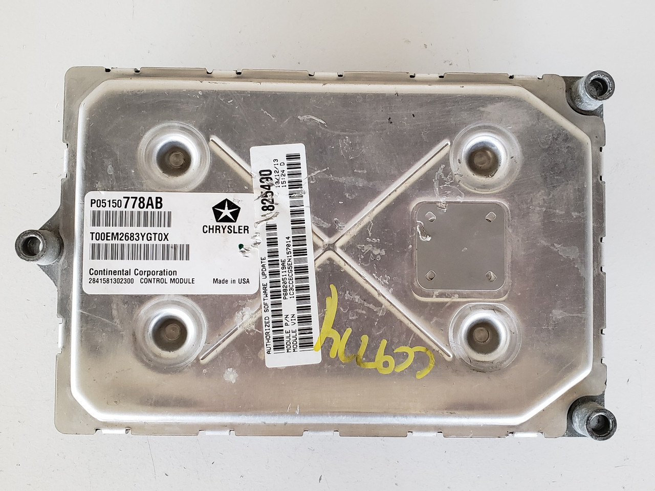 2014 Chrysler 200 P68205119AE Computer Brain Engine Control ECU ECM EBX Module