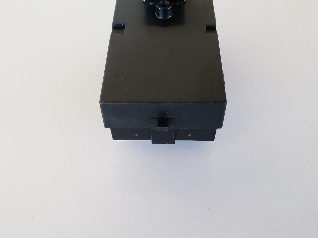 10-16 Chevy Equinox 13305370 Right Front Passenger Window Switch OEM 10-16 Chevy Equinox 13305370 Right Front Passenger Window Switch OEM