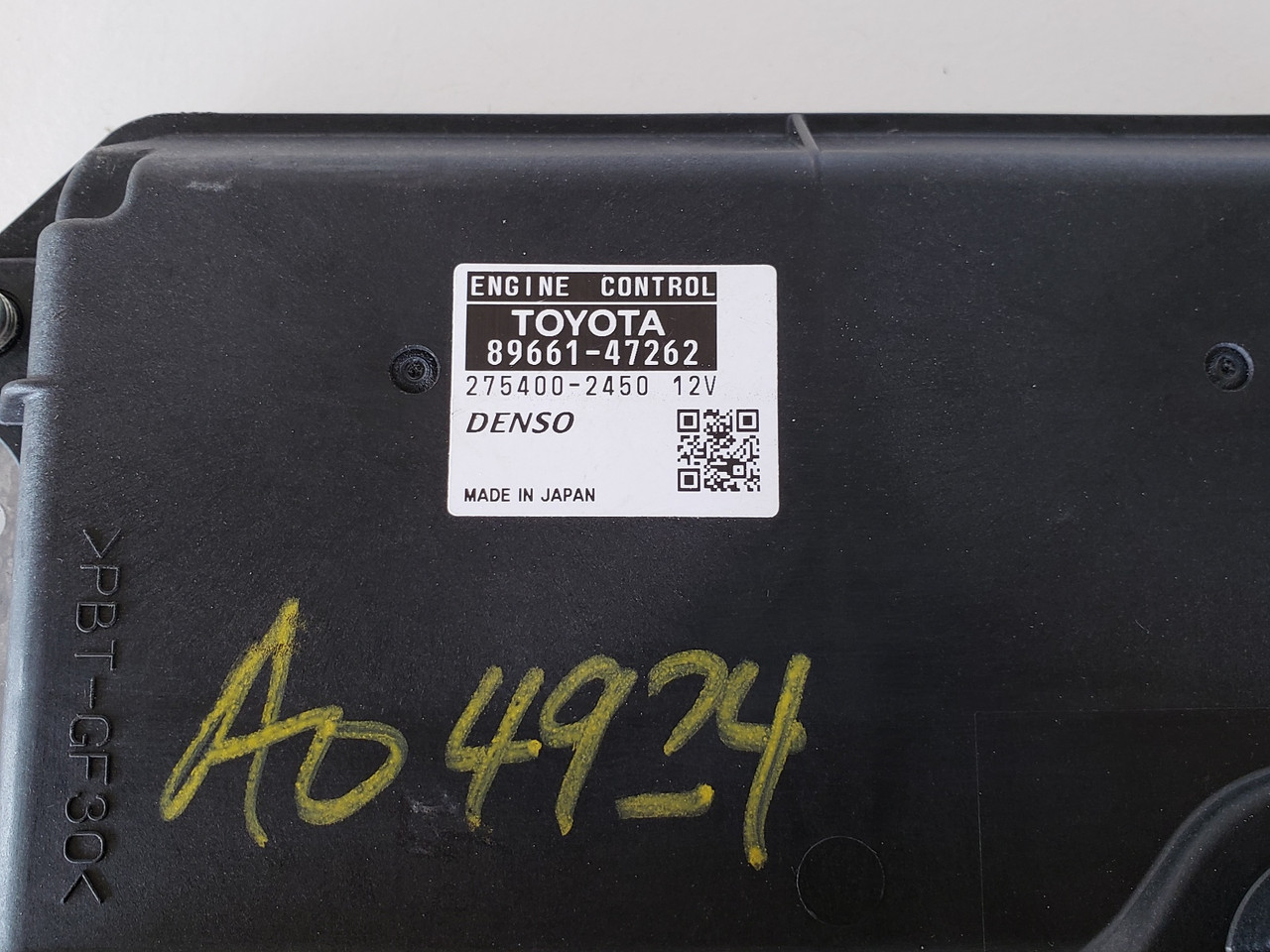 2010 Toyota Prius 89661-47262 Computer Brain Engine Control ECU ECM EBX Module