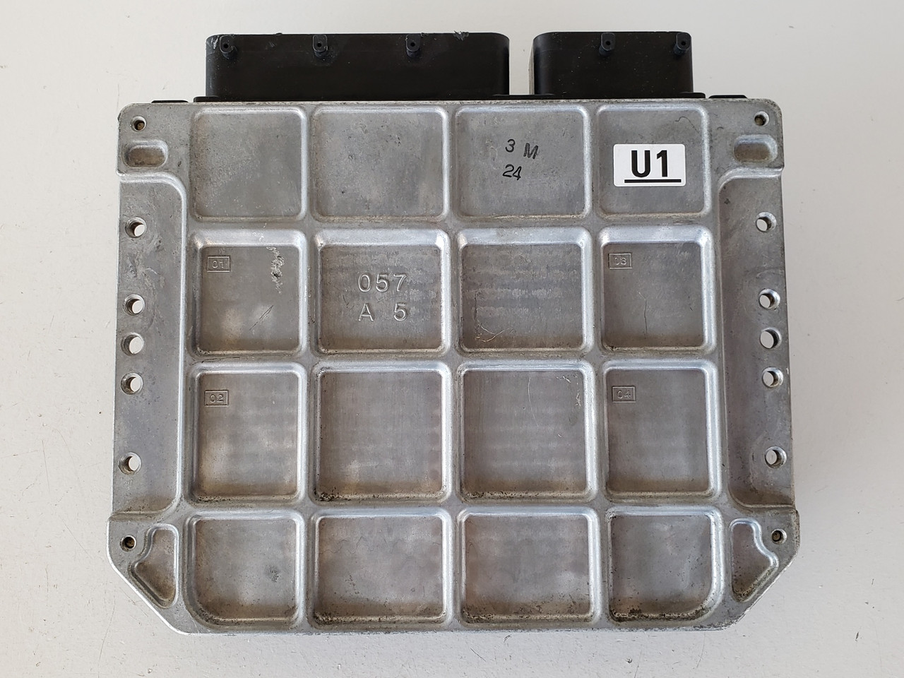 2010 Toyota Prius 89661-47262 Computer Brain Engine Control