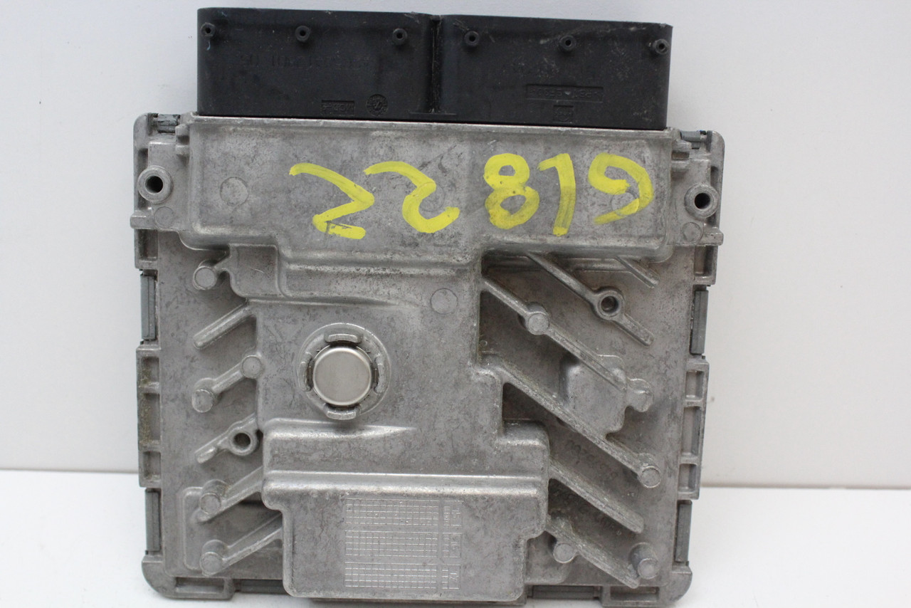 15 16 Volkswagen Golf 06K 907 425B Computer Engine Control ECU ECM EBX Module