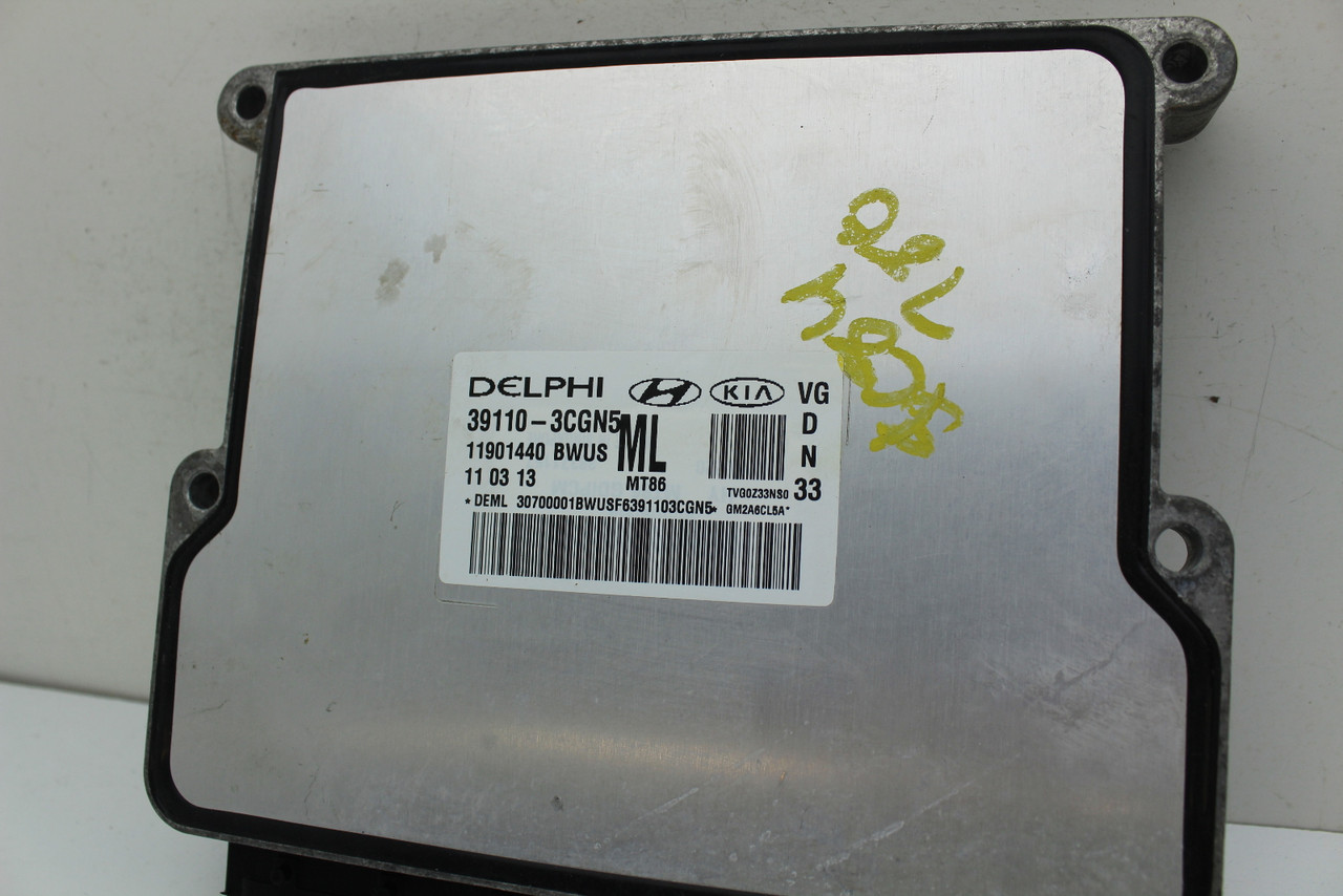 14-16 Kia Cadenza 39110-3CGN5 Computer Brain Engine Control ECU ECM EBX Module