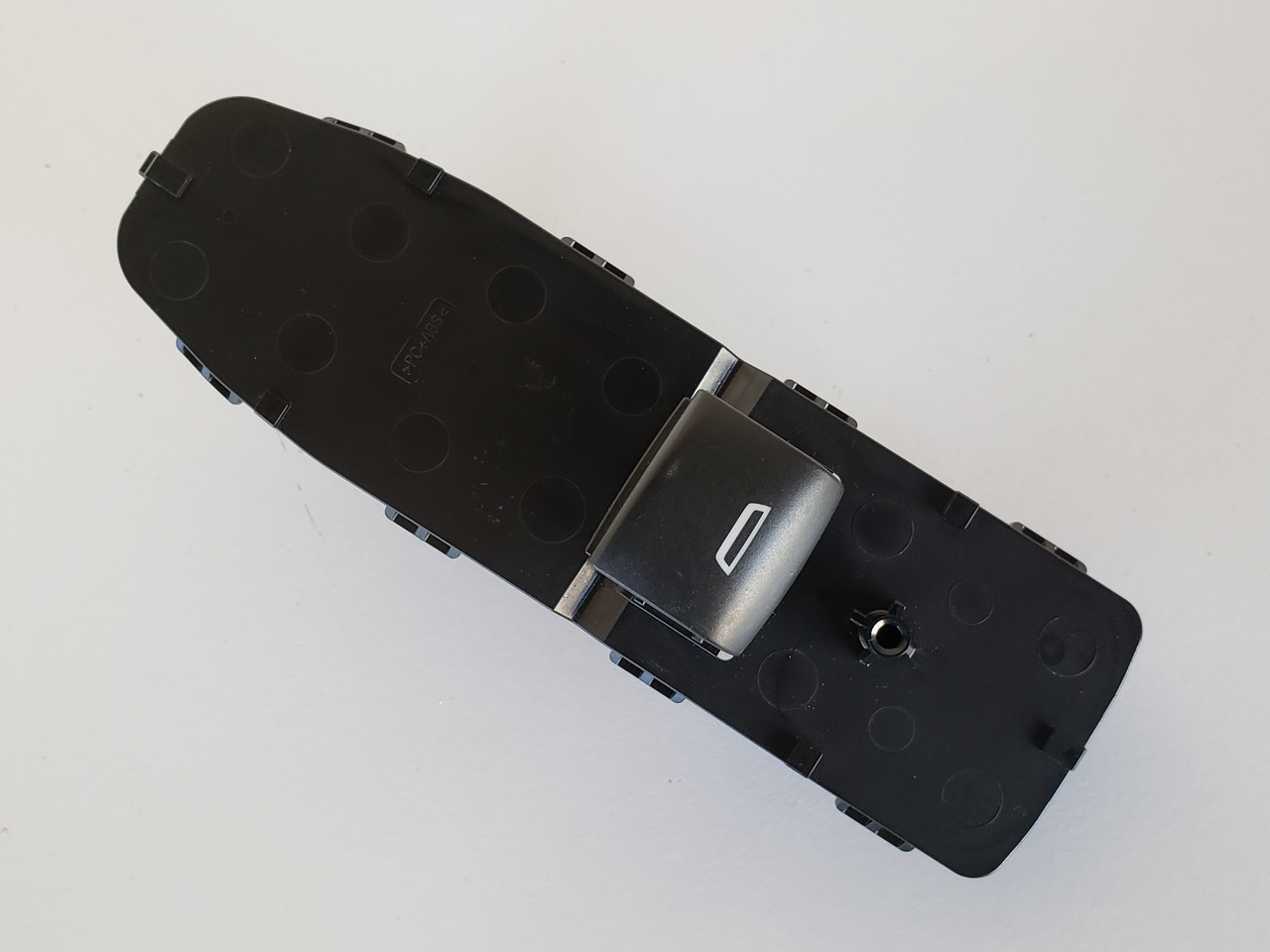 16-19 Chevy Malibu 26218342 Left / Right Rear Passenger Window Switch OEM 16-19 Chevy Malibu 26218342 Left / Right Rear Passenger Window Switch OEM