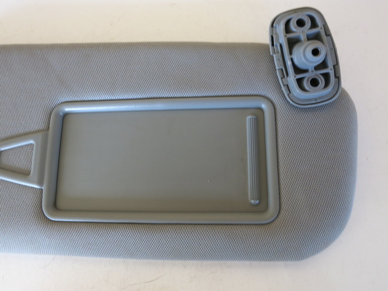 11 12 13 14 15 SORENTO LEFT DRIVER SIDE INTERIOR SUN VISOR SUNVISOR GRAY V2886