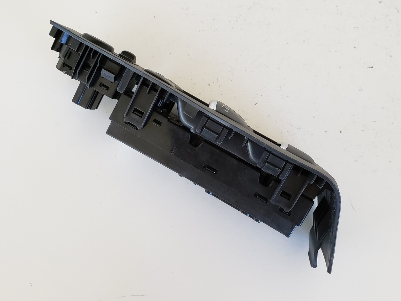 16 17 18 Nissan Maxima Drivers Side Left Master Window Switch OEM 16 17 18 Nissan Maxima Drivers Side Left Master Window Switch OEM