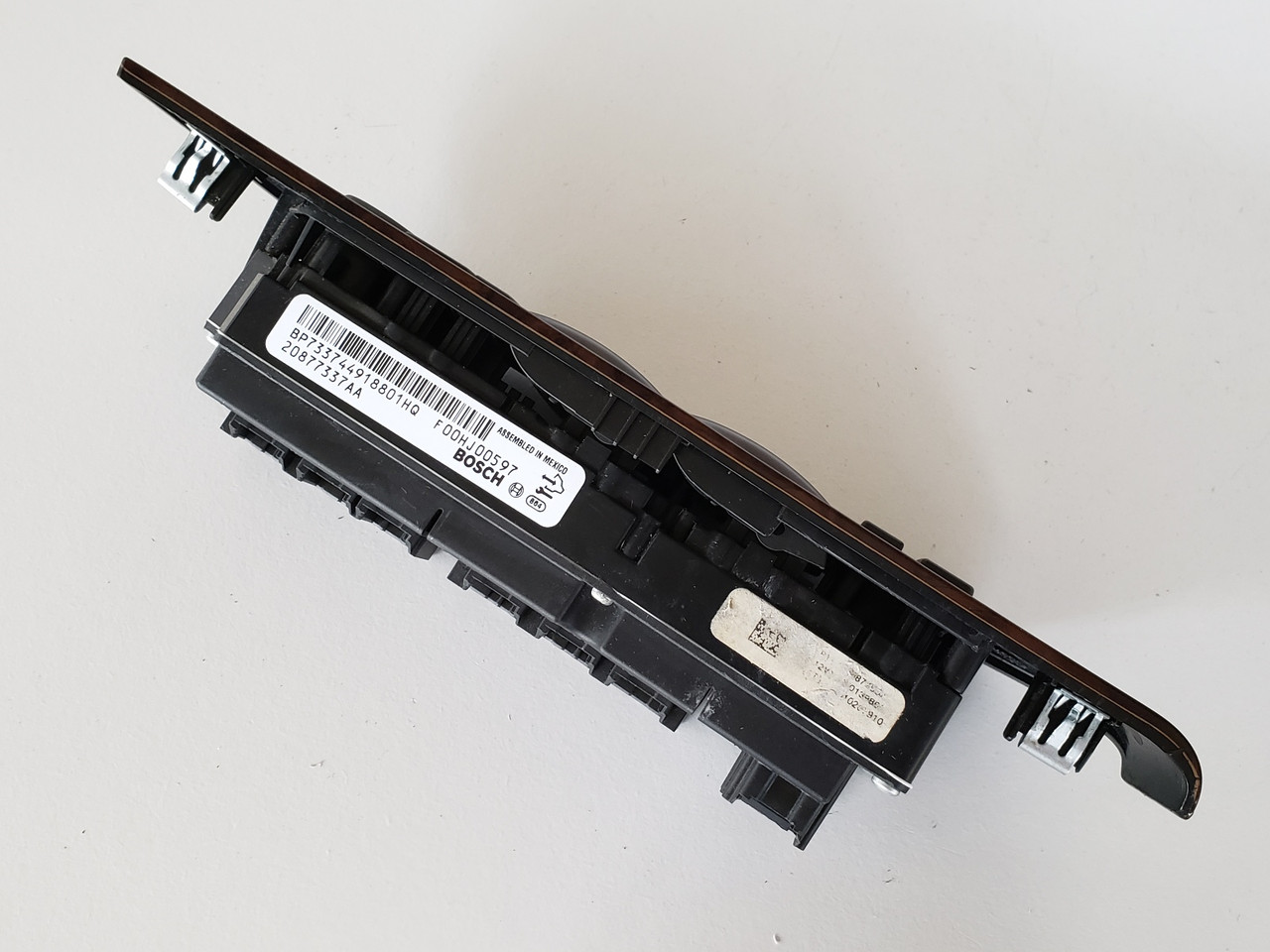 09-14 Cadillac Escalade 20877337AA Drivers Side Left Master Window Switch OEM 09-14 Cadillac Escalade 20877337AA Drivers Side Left Master Window Switch OEM
