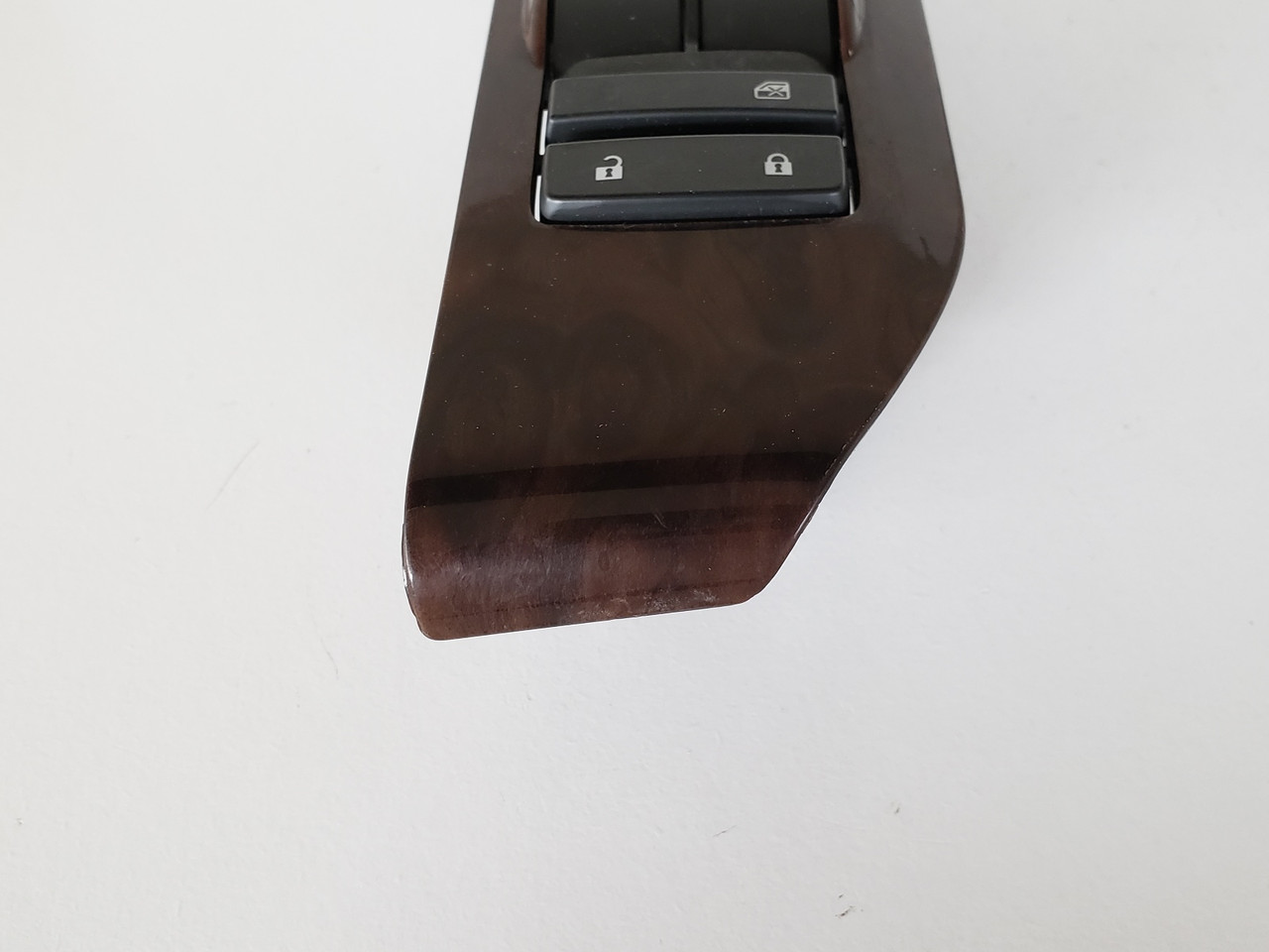 09-14 Cadillac Escalade 20877337AA Drivers Side Left Master Window Switch OEM 09-14 Cadillac Escalade 20877337AA Drivers Side Left Master Window Switch OEM