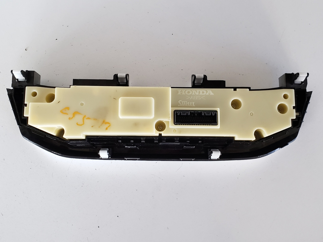 13-15 Accord LX 79600 T2F A61 Climate Control Panel Temperature Unit A/C Heater 13-15 Accord LX 79600 T2F A61 Climate Control Panel Temperature Unit A/C Heater