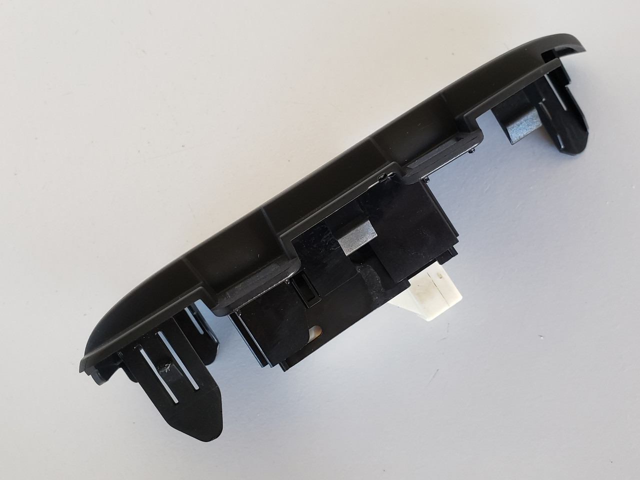 10-15 Toyota Prius 74272-47060 Left Rear Passenger Window Switch OEM 10-15 Toyota Prius 74272-47060 Left Rear Passenger Window Switch OEM