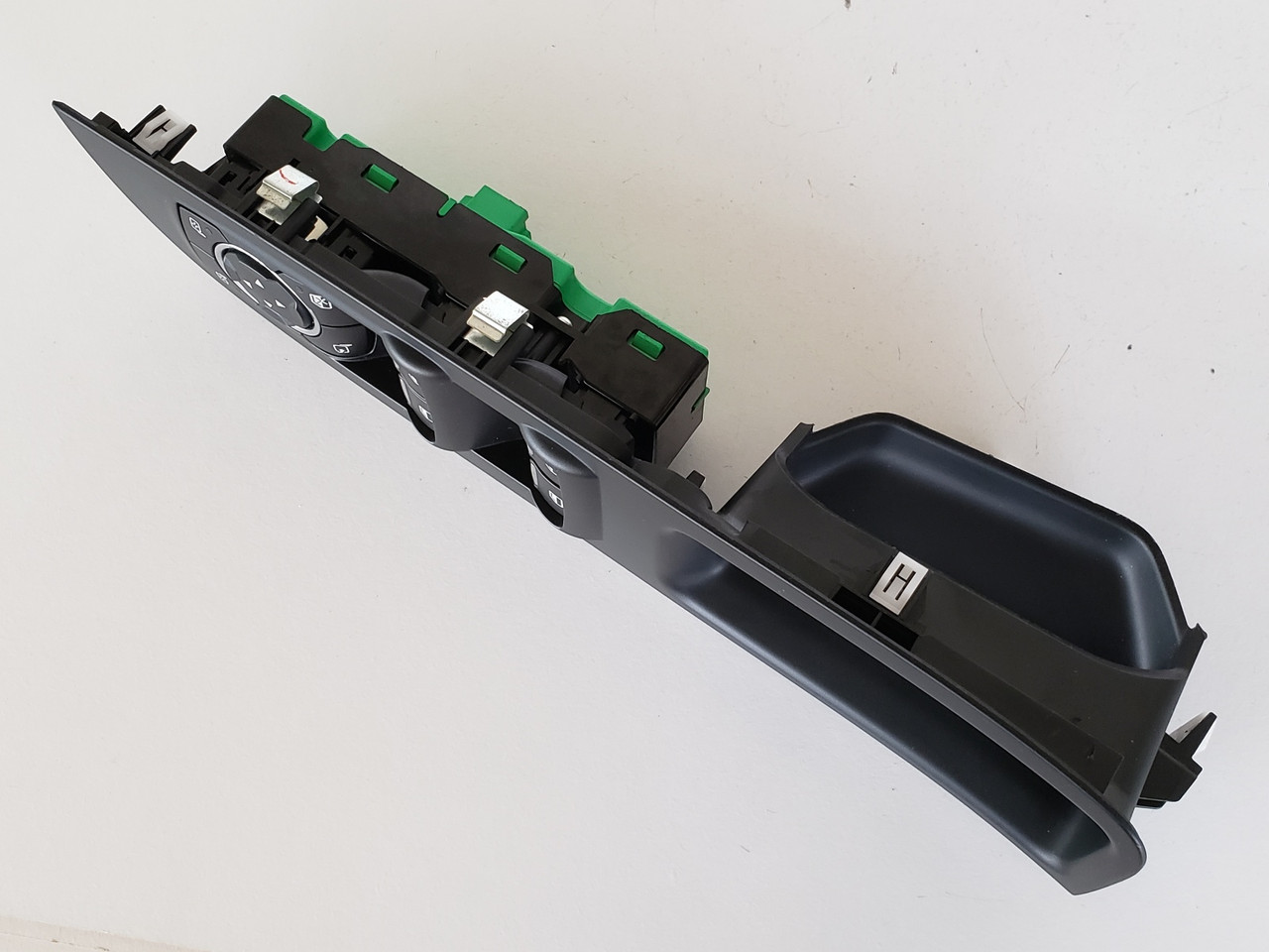 16-19 Ford Explorer GB5T-14540-DAW Drivers Side Left Master Window Switch OEM