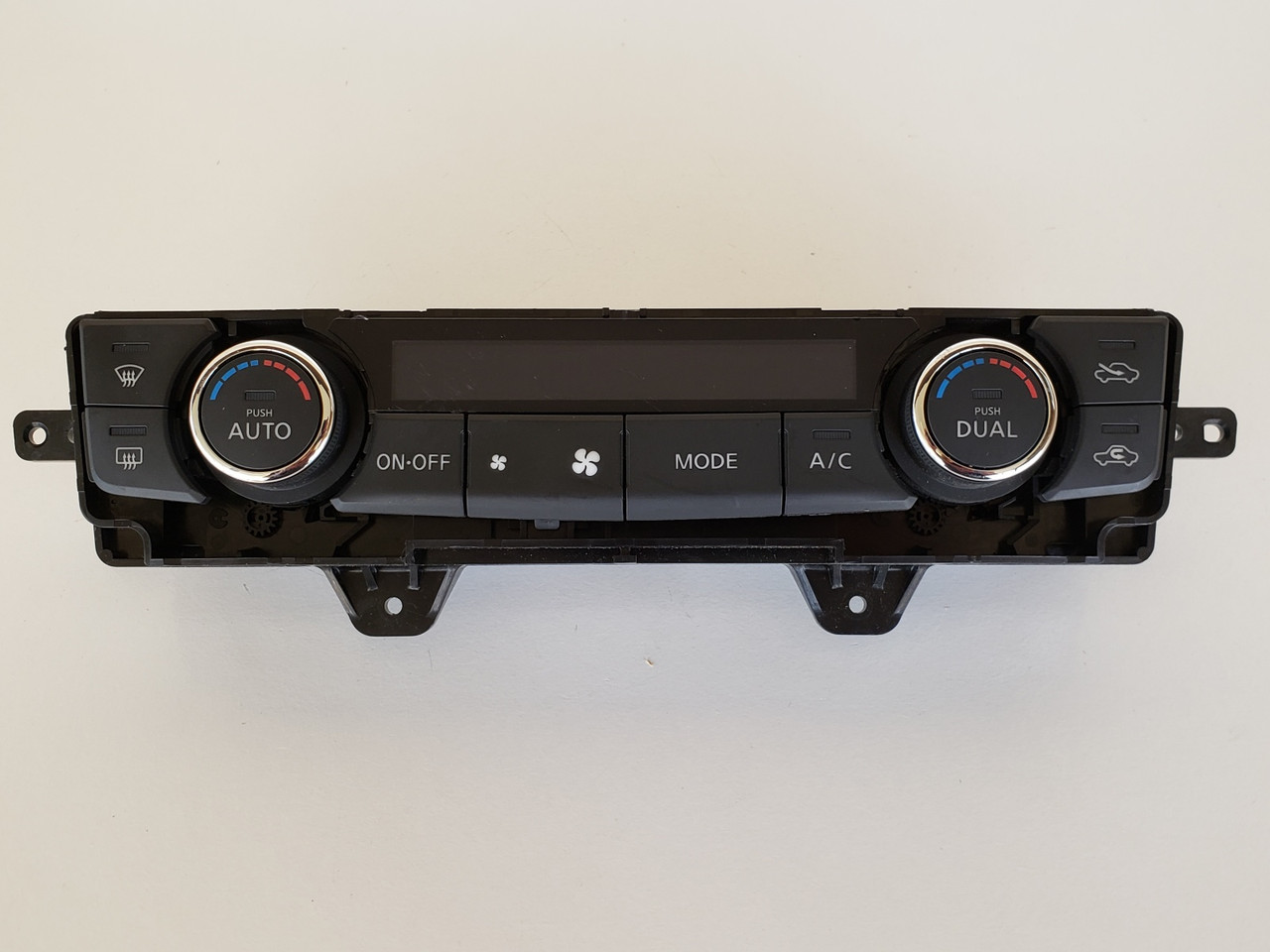 13-15 Altima 27500 3TM0A Climate Control Panel Temperature Unit A/C Heater