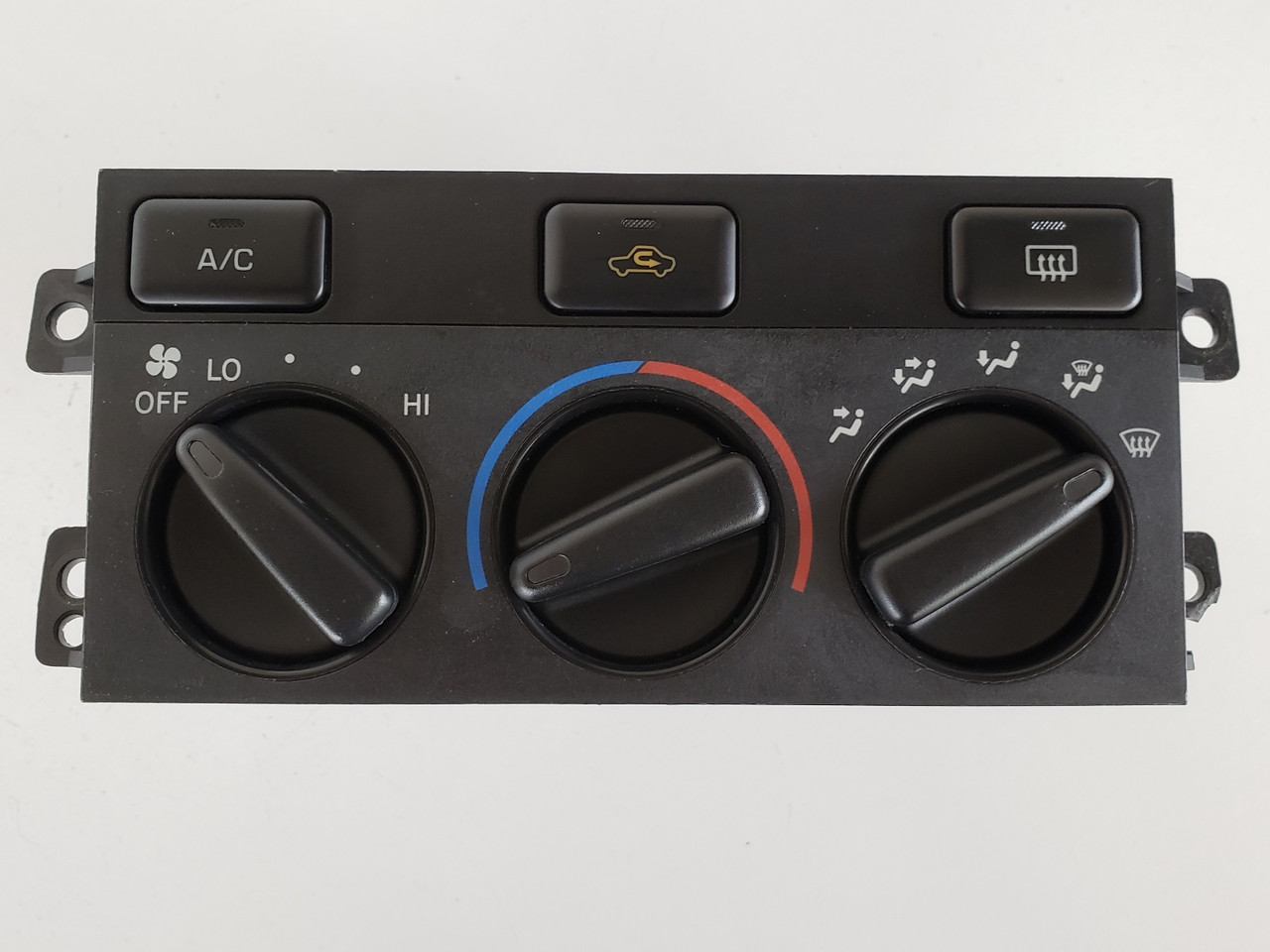 99-03 Solara 55910-06020 Climate Control Panel Temperature Unit A/C Heater 99-03 Solara 55910-06020 Climate Control Panel Temperature Unit A/C Heater