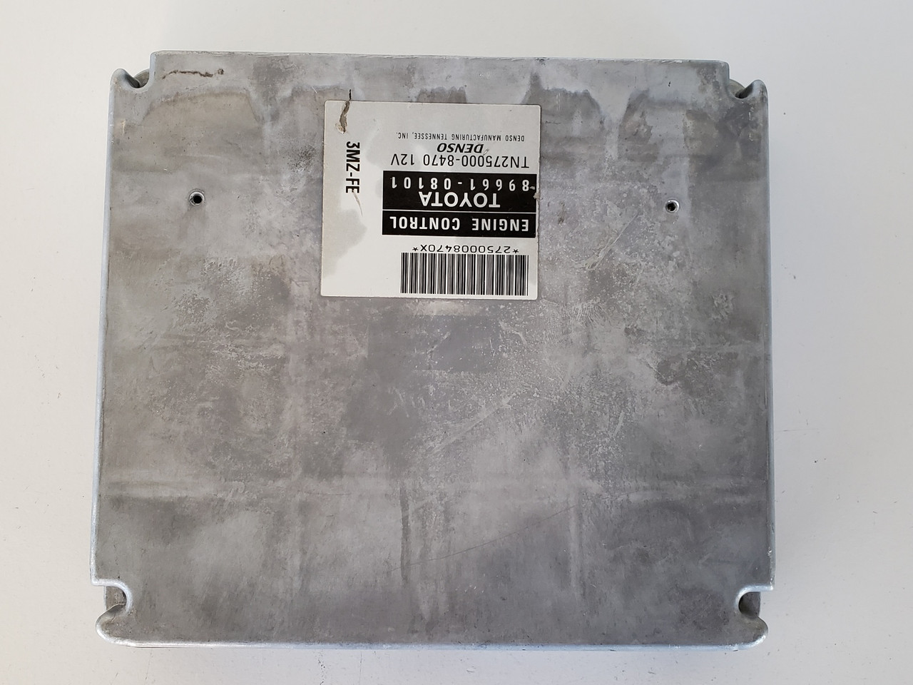 2004 Toyota Sienna 89661-08101 Computer Brain Engine Control ECU ECM EBX Module 2004 Toyota Sienna 89661-08101 Computer Brain Engine Control ECU ECM EBX Module