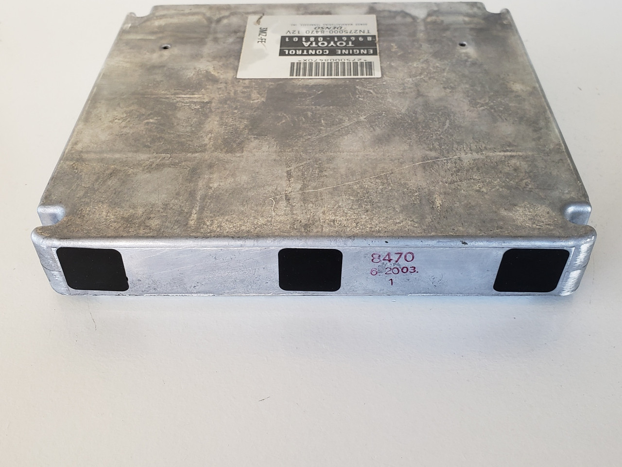 2004 Toyota Sienna 89661-08101 Computer Brain Engine Control ECU ECM EBX Module 2004 Toyota Sienna 89661-08101 Computer Brain Engine Control ECU ECM EBX Module