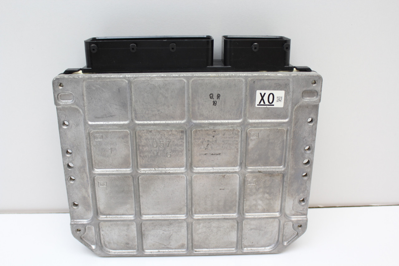 2015 15 Toyota Prius 89661-47590 Computer Brain Engine Control ECU ECM Module