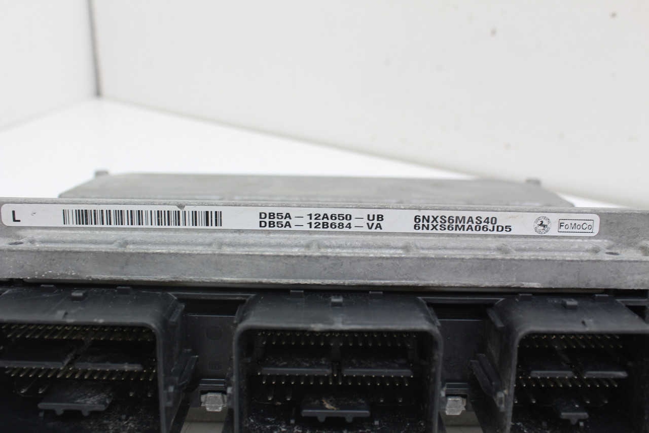 13-15 Ford Explorer DB5A-12A650-UB Computer Brain Engine Control ECU ECM Module 13-15 Ford Explorer DB5A-12A650-UB Computer Brain Engine Control ECU ECM Module