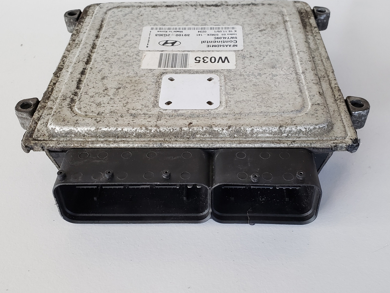 2009-2010 Sonata 39100-2G353 Computer Brain Engine Control ECU ECM EBX Module 2009-2010 Sonata 39100-2G353 Computer Brain Engine Control ECU ECM EBX Module