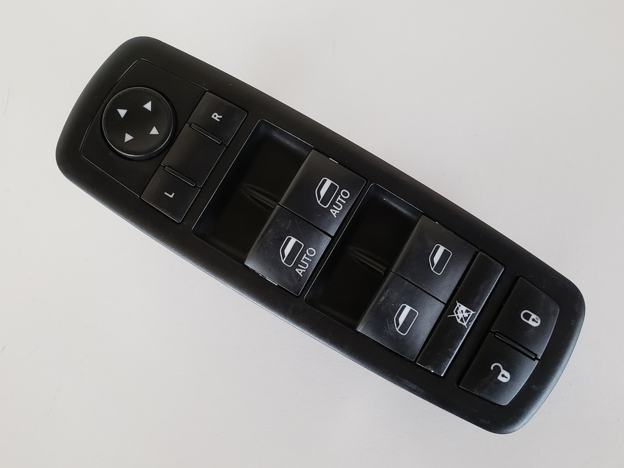 11-17 Dodge Journey 68139805AB Drivers Side Left Master Window Switch OEM 11-17 Dodge Journey 68139805AB Drivers Side Left Master Window Switch OEM