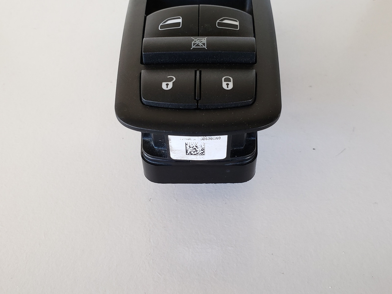 13-15 Dodge Ram 1500 68110866AB Drivers Side Left Master Window Switch OEM 13-15 Dodge Ram 1500 68110866AB Drivers Side Left Master Window Switch OEM