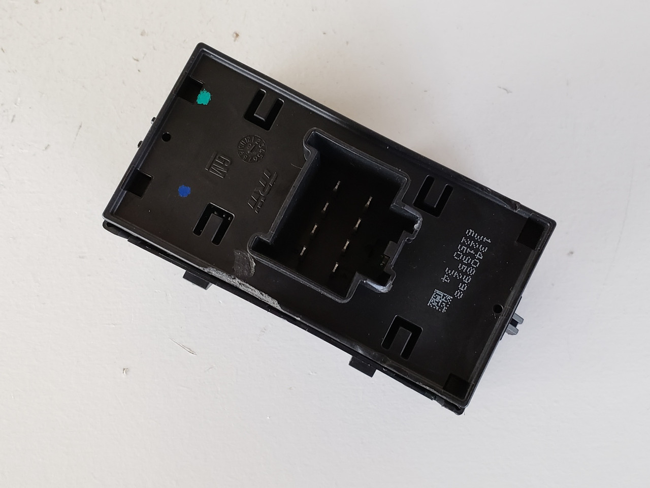 16 17 18 Chevrolet Chevy Cruze Drivers Side Left Master Window Switch OEM 16 17 18 Chevrolet Chevy Cruze Drivers Side Left Master Window Switch OEM