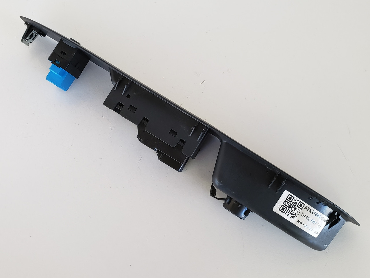 13-16 Buick Encore 25925255 Right Front Passenger Window Switch OEM 13-16 Buick Encore 25925255 Right Front Passenger Window Switch OEM