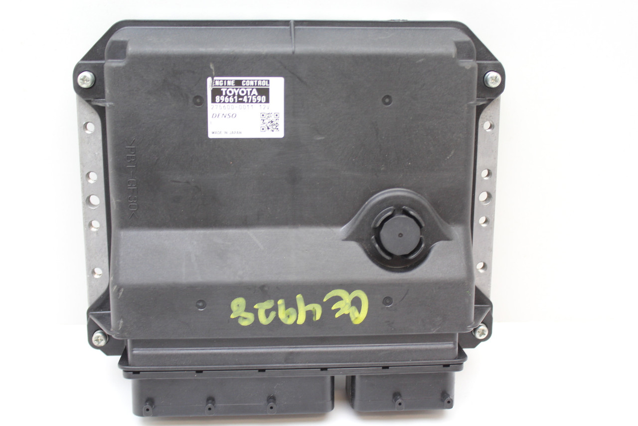 2015 15 Toyota Prius 89661-47590 Computer Engine Control ECU ECM EBX Module