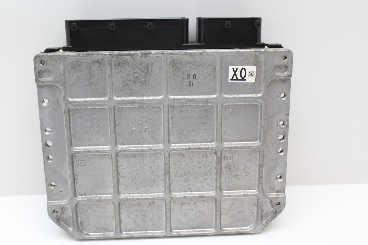2015 15 Toyota Prius 89661-47590 Computer Engine Control ECU ECM EBX Module