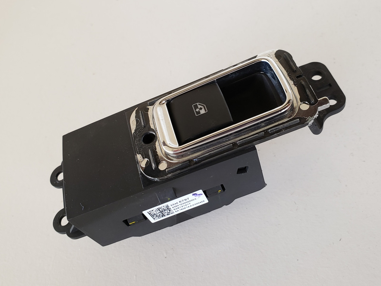 14-20 Chevy Impala 23466797 Left / Right Rear Passenger Window Switch OEM 14-20 Chevy Impala 23466797 Left / Right Rear Passenger Window Switch OEM