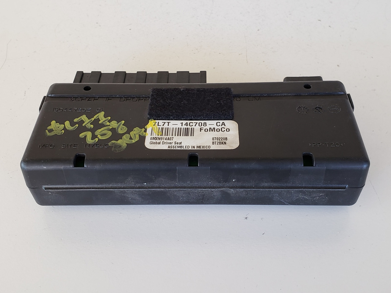 2007-2008 Ford Expedition 7L7T-14C708-CA Driver Seat Control Module Unit