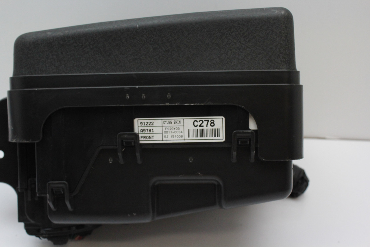 15-18 Kia Sedona 91222-A9781 Fusebox Fuse Box Junction Relay Control Module