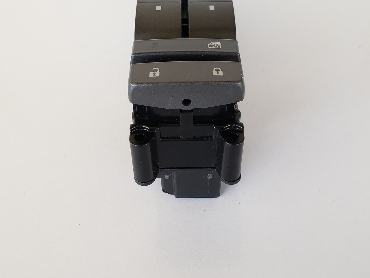 06-11 Cadillac DTS 15937955AC Drivers Side Left Master Window Switch OEM