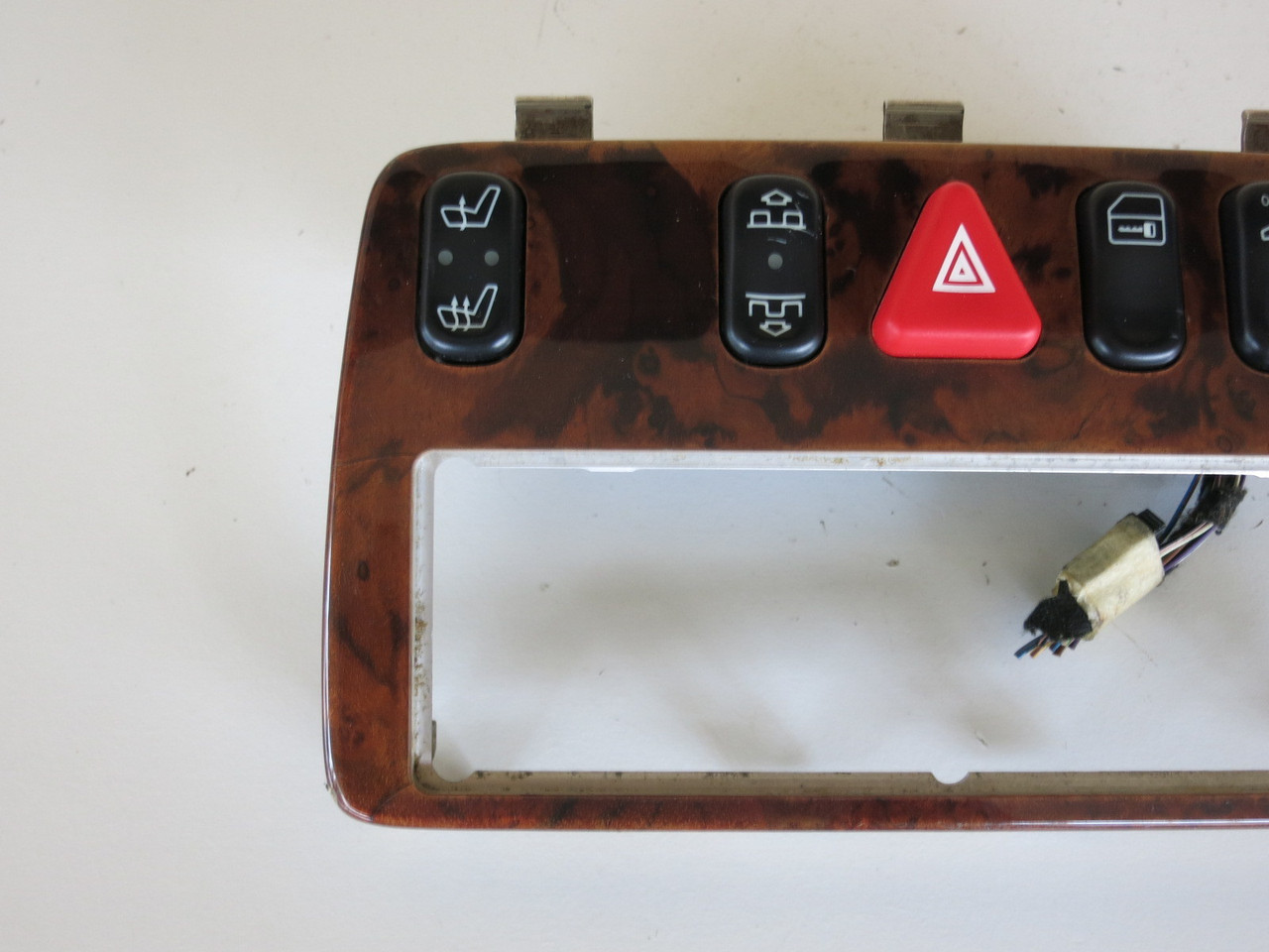 Mercedes Benz W208 W210 Front Seat Heating Control / Hazard Dash Mercedes Benz W208 W210 Front Seat Heating Control / Hazard Dash