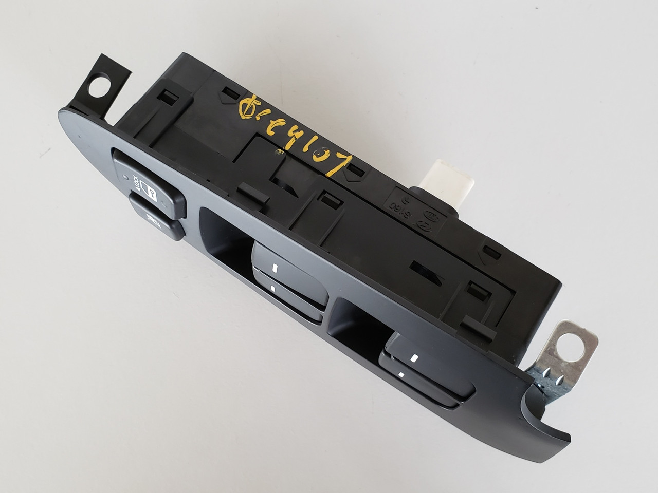 10-13 Kia Forte 93570-1M100 Drivers Side Left Master Window Switch OEM 10-13 Kia Forte 93570-1M100 Drivers Side Left Master Window Switch OEM